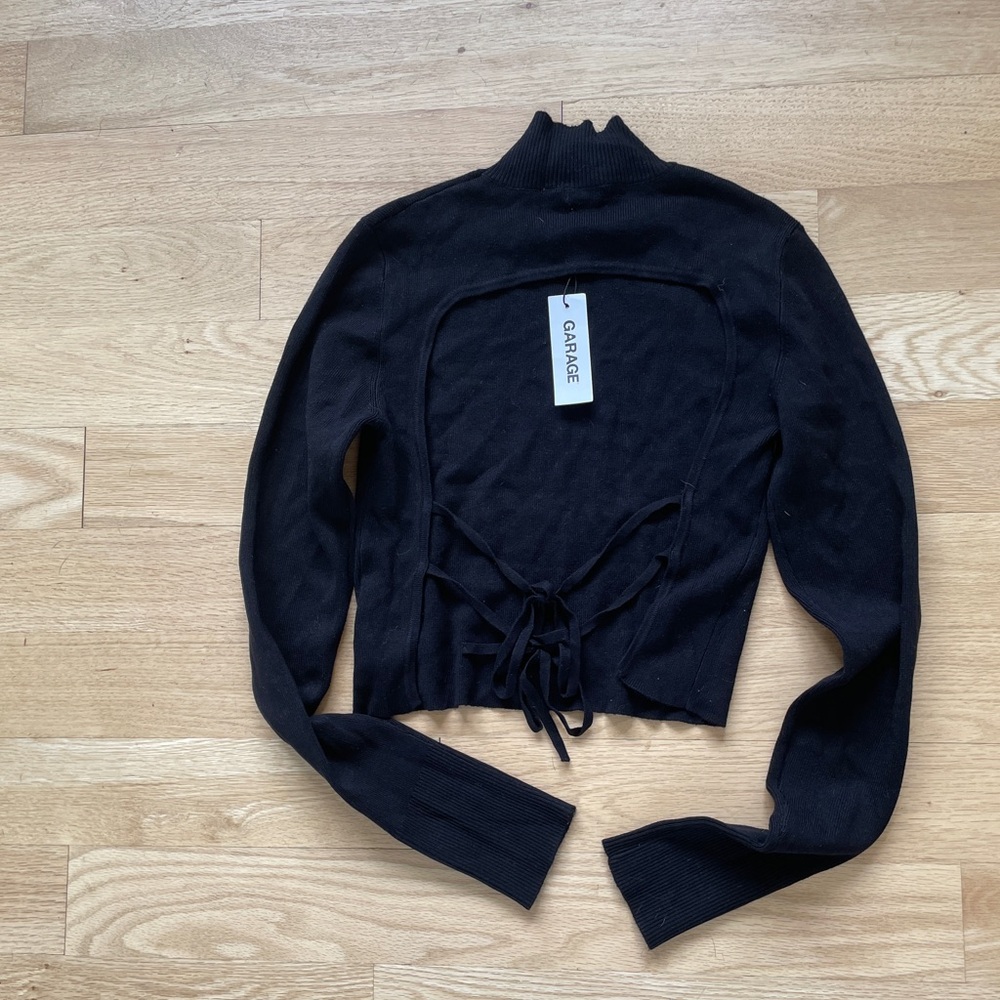 Garage Black Open-Back Tie Ribbed Knit Top NWT - size M